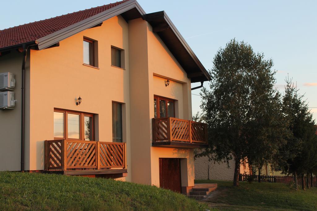 Rooms & Apartment Vinia Bjelovar Exterior photo
